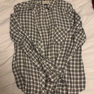Universal Thread Black & White Flannel Size S